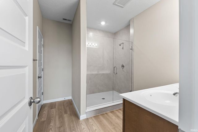 11697 Whistling Trail, Fort Wayne, IN 46818