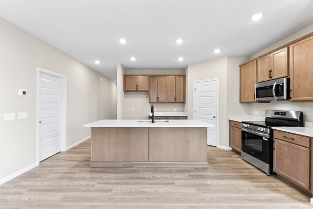11697 Whistling Trail, Fort Wayne, IN 46818