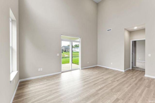11697 Whistling Trail, Fort Wayne, IN 46818