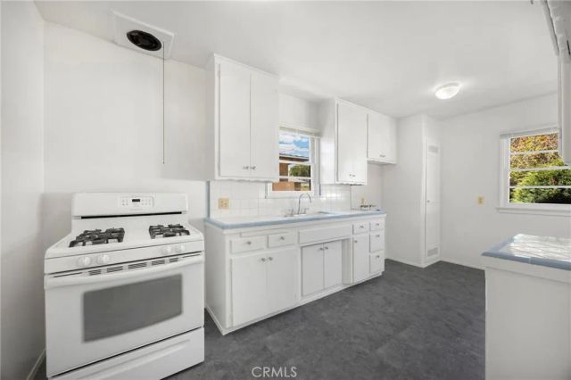 1001 Nutwood, Fullerton, CA 92831