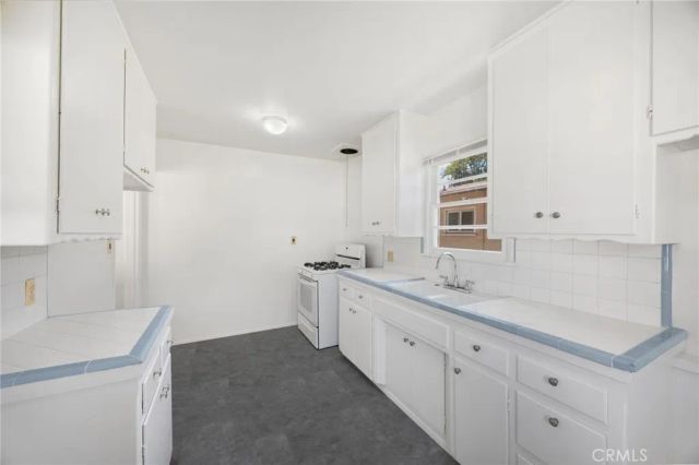 1001 Nutwood, Fullerton, CA 92831