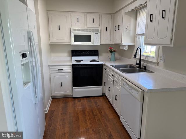 9 MERRYWEATHER DR, Cambridge, MD 21613