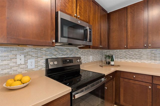 6058 TIVOLI GARDENS BOULEVARD, Orlando, FL 32829