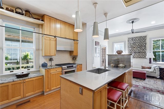 407 E Hall Street, Savannah, GA 31401