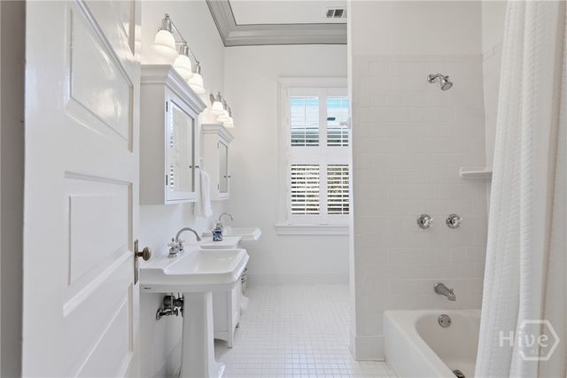 407 E Hall Street, Savannah, GA 31401