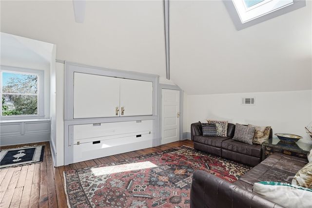 407 E Hall Street, Savannah, GA 31401
