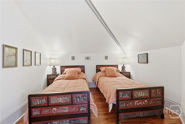 407 E Hall Street, Savannah, GA 31401