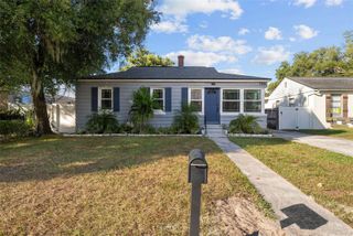1406 E MOHAWK AVENUE, Tampa, FL 33604