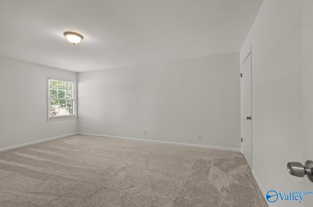2906 Hunterwood Drive SE, Decatur, AL 35601
