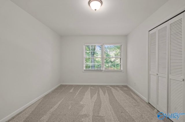 2906 Hunterwood Drive SE, Decatur, AL 35601