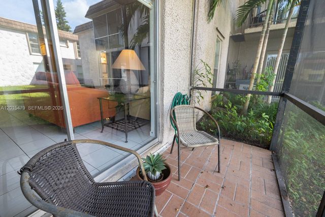 10385 N Kendall Dr P1, Miami, FL 33176