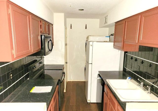 1601 S Shepherd Drive 164, Houston, TX 77019