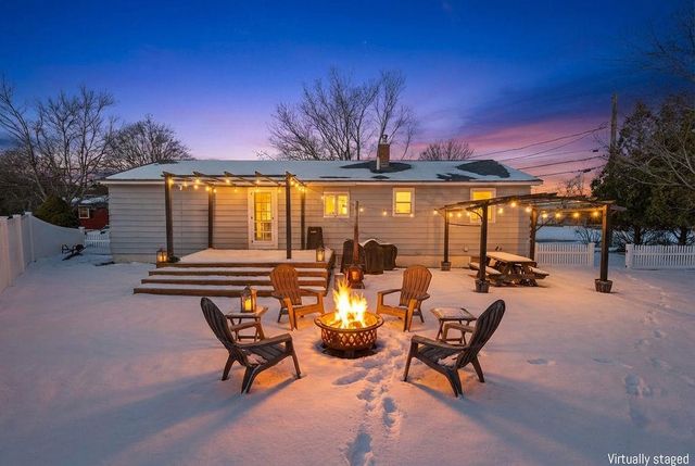 15 Kelwyn Drive, Rollinsford, NH 03078