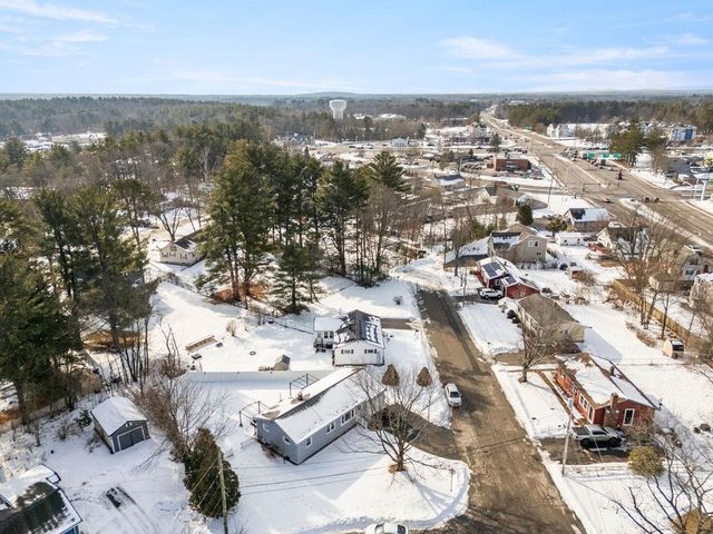 15 Kelwyn Drive, Rollinsford, NH 03078