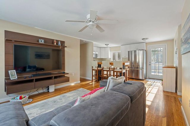 15 Kelwyn Drive, Rollinsford, NH 03078