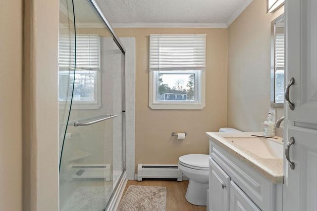 15 Kelwyn Drive, Rollinsford, NH 03078