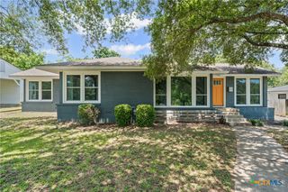 1600 N Beal Street, Belton, TX 76513
