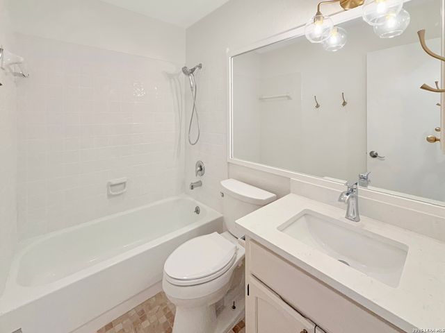15238 BENT MOSS STREET, San Antonio, TX 78232