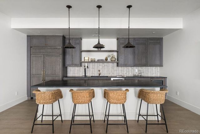 2070 S Saint Paul Street, Denver, CO 80210
