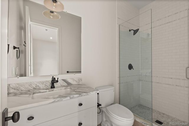 2070 S Saint Paul Street, Denver, CO 80210