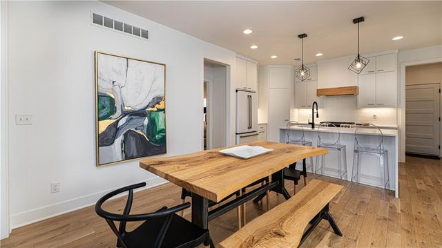 1032 SW Armie Street, Lee's Summit, MO 64081