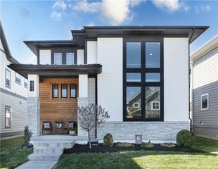 1032 SW Armie Street, Lee's Summit, MO 64081