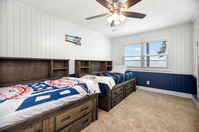 169 N County Road 4945, Etoile, TX 75944