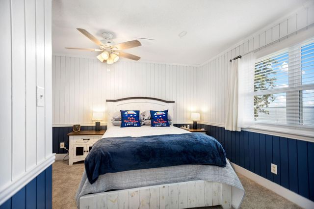 169 N County Road 4945, Etoile, TX 75944