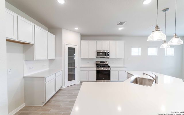 6543 Scooby Acres, San Antonio, TX 78253