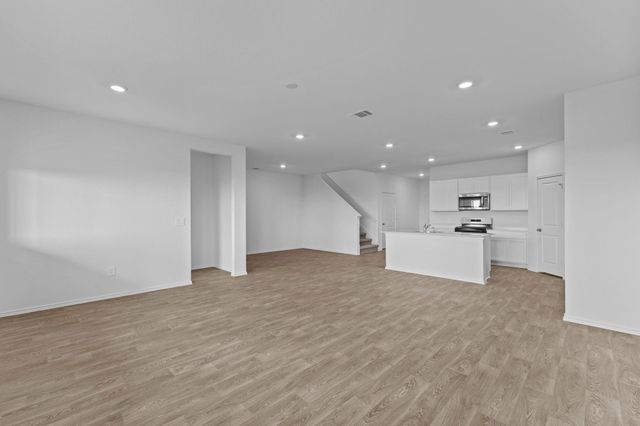 12200 Silverton Tree BND, Mustang Ridge, TX 78610