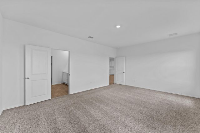 12200 Silverton Tree BND, Mustang Ridge, TX 78610