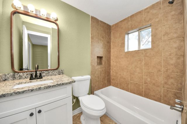 4102 Engelke Street C, Houston, TX 77003