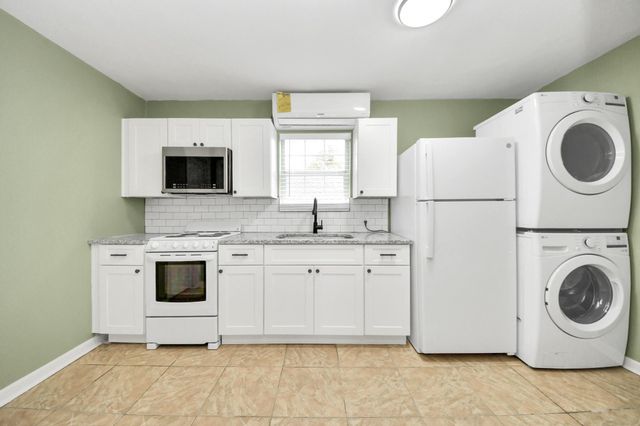 4102 Engelke Street C, Houston, TX 77003