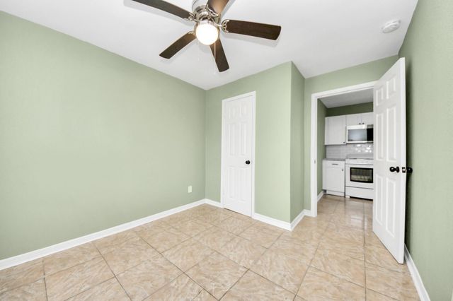 4102 Engelke Street C, Houston, TX 77003