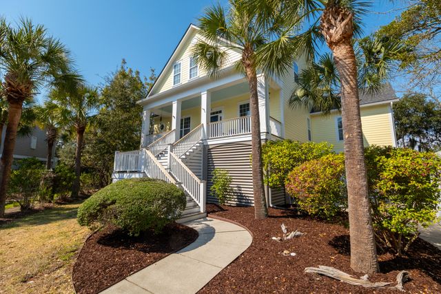 201 N Ladd Court, Charleston, SC 29492