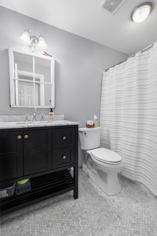 201 N Ladd Court, Charleston, SC 29492