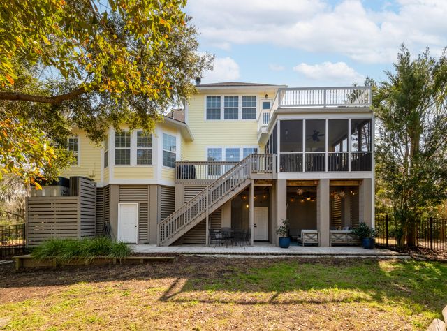 201 N Ladd Court, Charleston, SC 29492