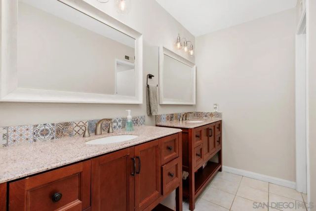 1844 Wintergreen Glen, Escondido, CA 92026