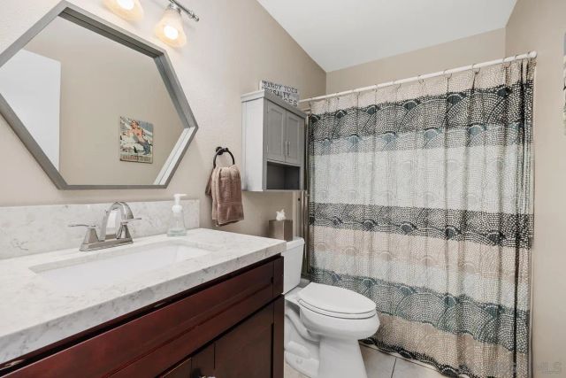 1844 Wintergreen Glen, Escondido, CA 92026