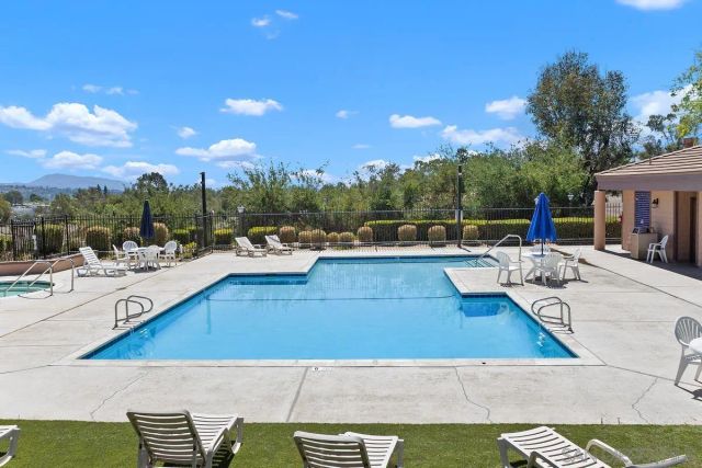 1844 Wintergreen Glen, Escondido, CA 92026