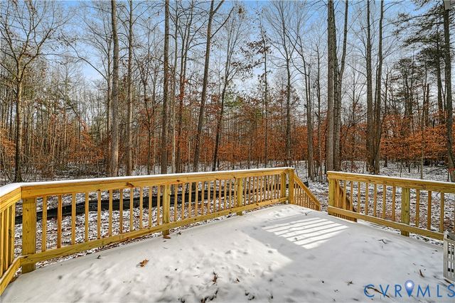 925 Moody Town Rd, Bumpass, VA 23024