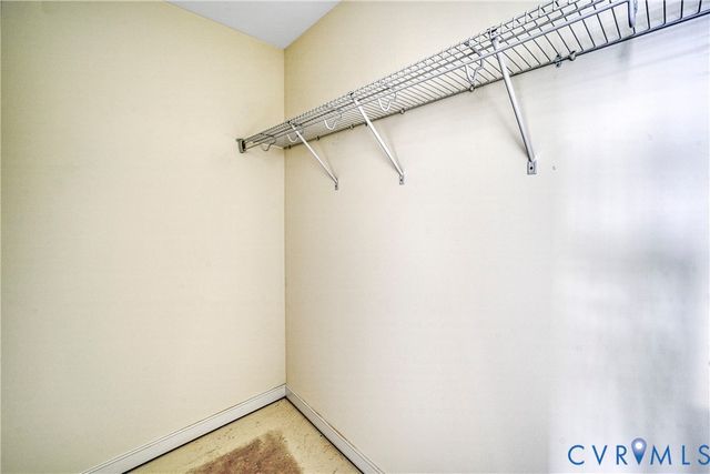 925 Moody Town Rd, Bumpass, VA 23024