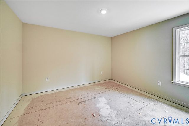 925 Moody Town Rd, Bumpass, VA 23024
