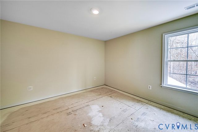 925 Moody Town Rd, Bumpass, VA 23024