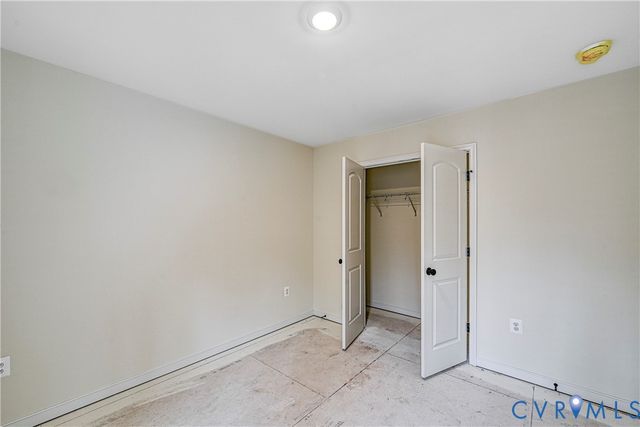 925 Moody Town Rd, Bumpass, VA 23024