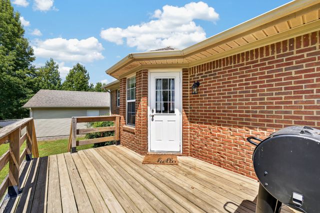 29 Heather Rd, Fayetteville, TN 37334