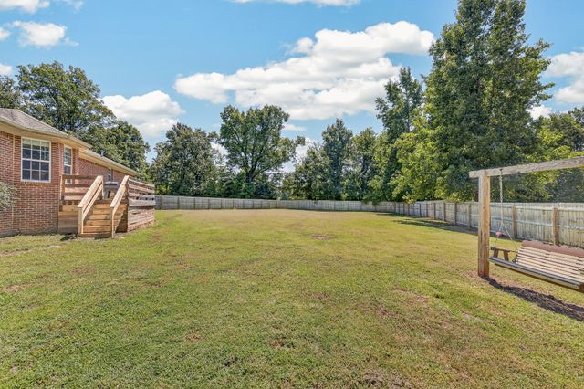29 Heather Rd, Fayetteville, TN 37334