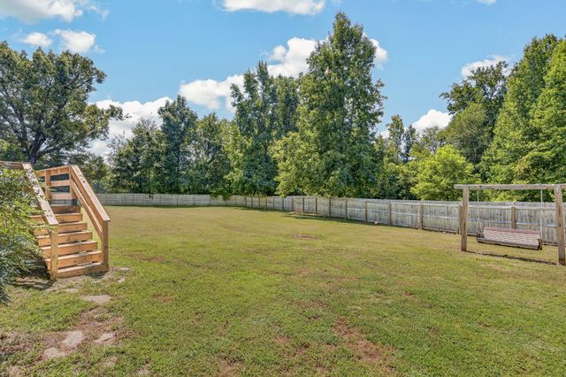29 Heather Rd, Fayetteville, TN 37334