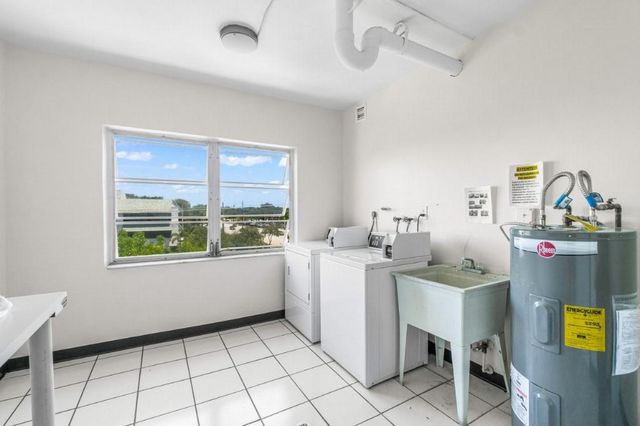 55 SW 2nd Ave 405G, Boca Raton, FL 33432