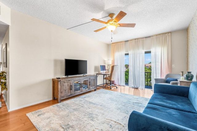 55 SW 2nd Ave 405G, Boca Raton, FL 33432